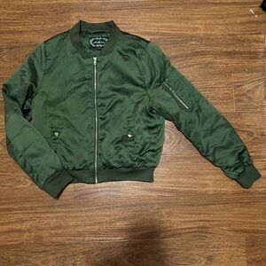 Ambiance Hunter Green Puffy Bomber Jacket Size Medium